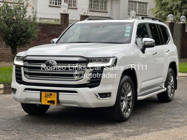 2024 - Toyota  Land Cruiser 300