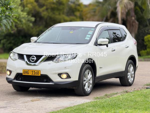 2016 - Nissan  Xtrail
