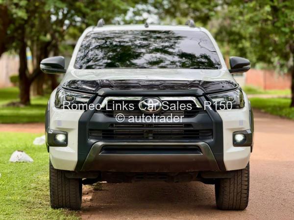 2021 - Toyota  HILUX GD6