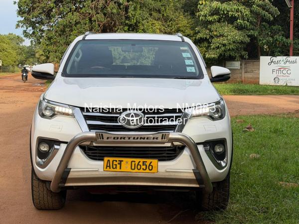 2019 - Toyota  Fortuner