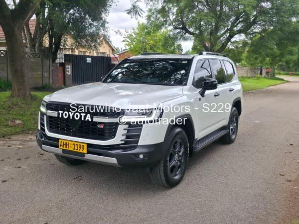 2024 - Toyota  Land Cruiser