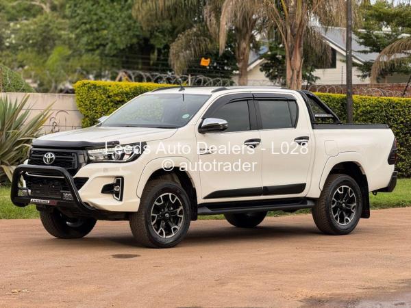 2020 - Toyota  Hilux