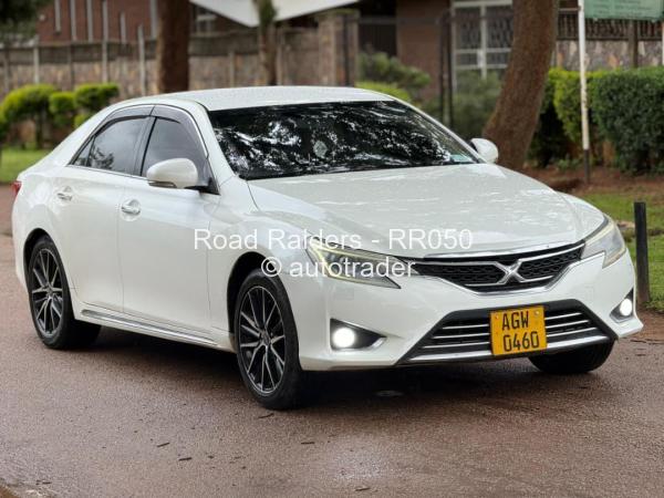 2015 - Toyota  Mark X