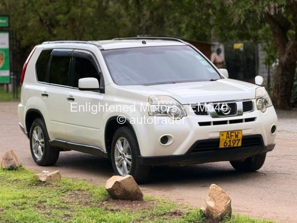 2012 - Nissan  X-Trail