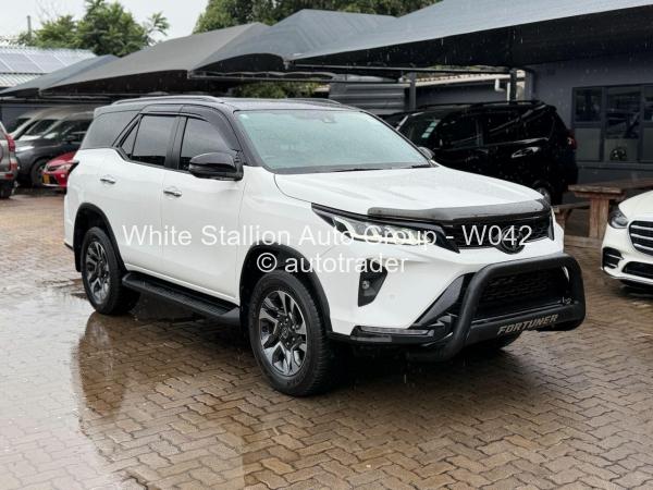 2023 - Toyota  Fortuner