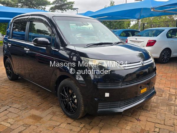 2016 - Toyota  Spade