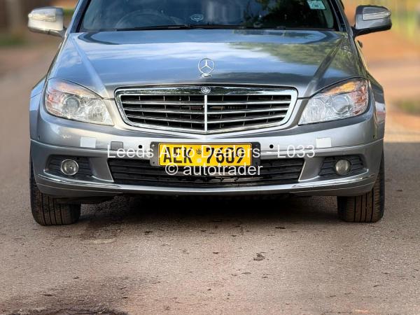 2008 - Mercedes Benz C180