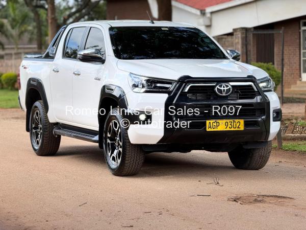 2024 - Toyota  HILUX GD6
