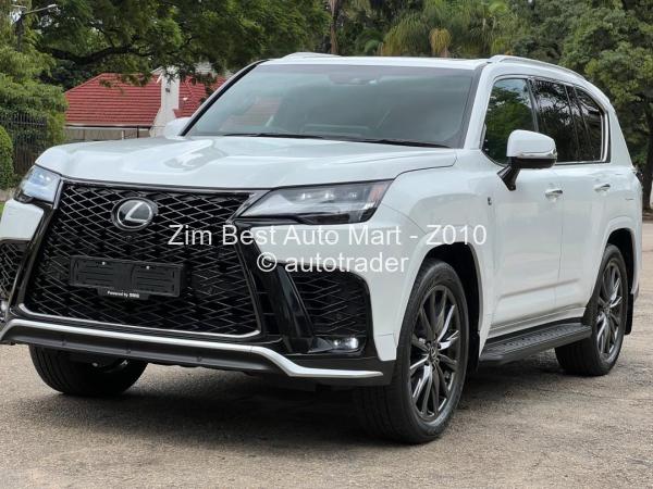 2025 - Lexus  LX 500D