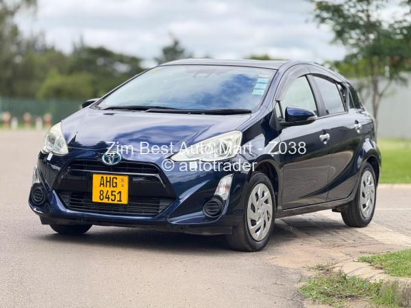 2016 - Toyota  Aqua