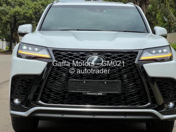 2025 - Lexus  LX 500D
