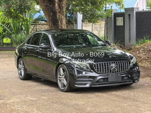 2017 - Mercedes Benz E220