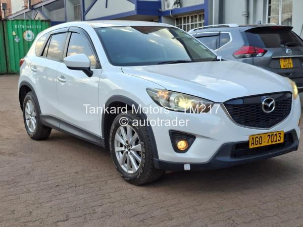 2015 - Mazda  CX5