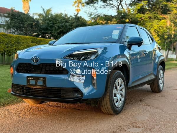 2021 - Toyota  Yaris