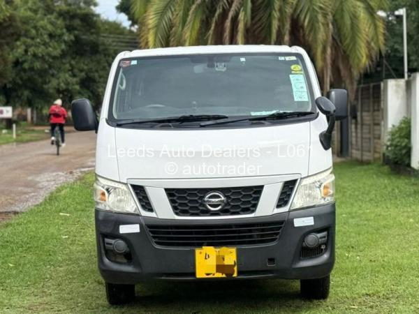 2017 - Nissan  NV350