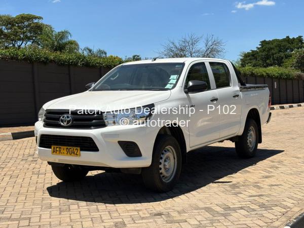 2021 - Toyota  Hilux
