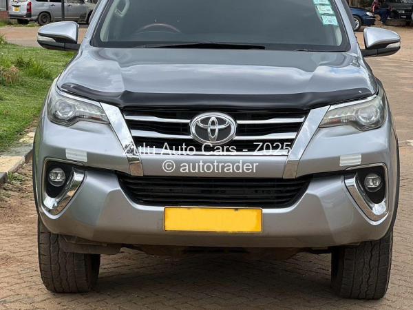 2018 - Toyota  Fortuner