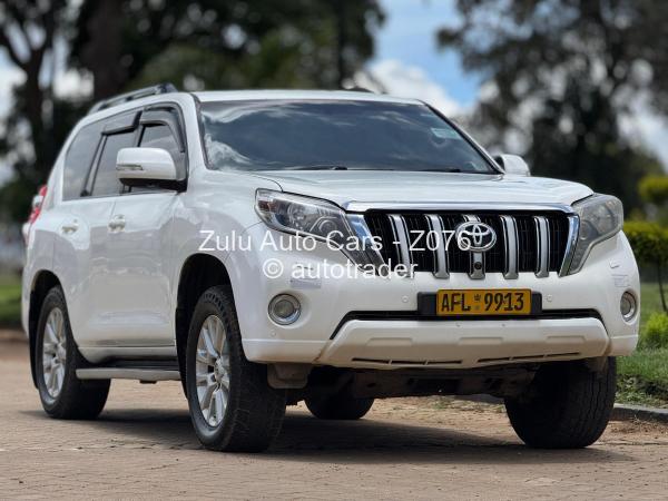 2018 - Toyota  Land Cruiser Prado