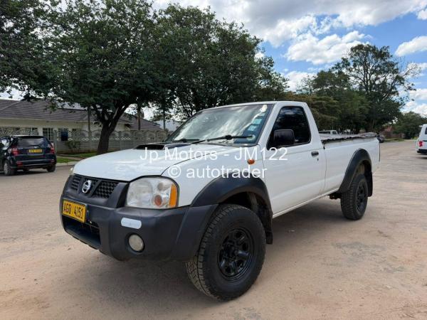 2015 - Nissan  NP300 Hardbody