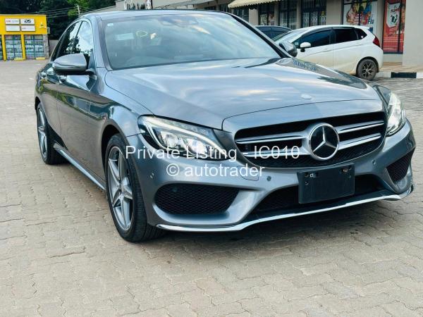 2017 - Mercedes Benz C200