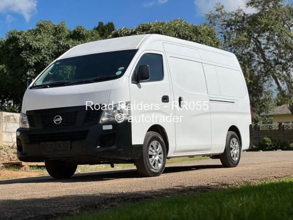 2016 - Nissan  NV350