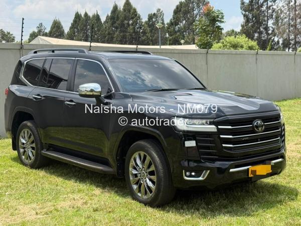 2023 - Toyota  Land Cruiser 300