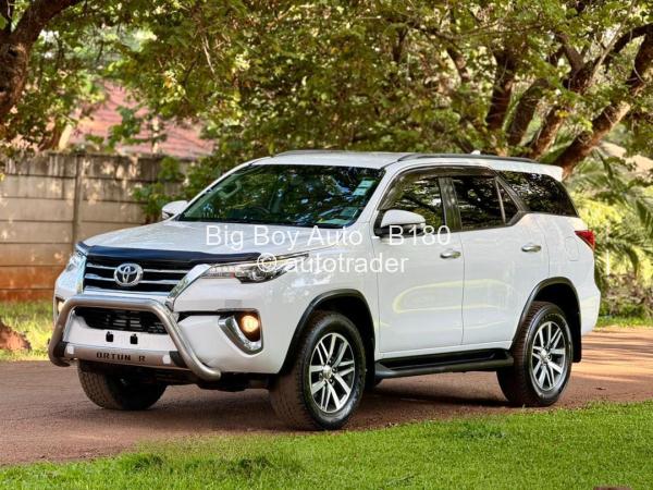 2016 - Toyota  Fortuner