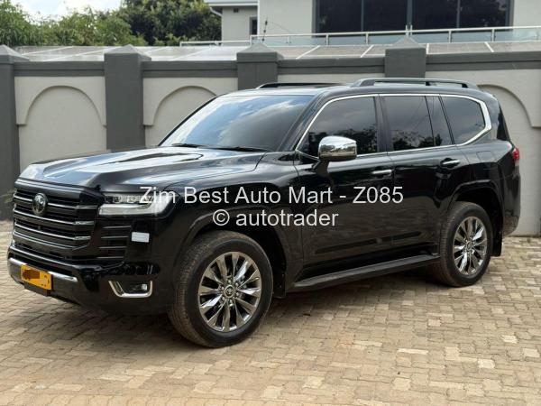 2023 - Toyota  Landcruiser 300 ZX