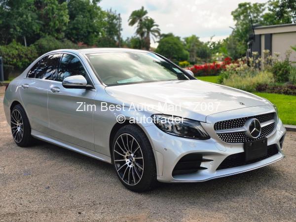 2019 - Mercedes Benz C200