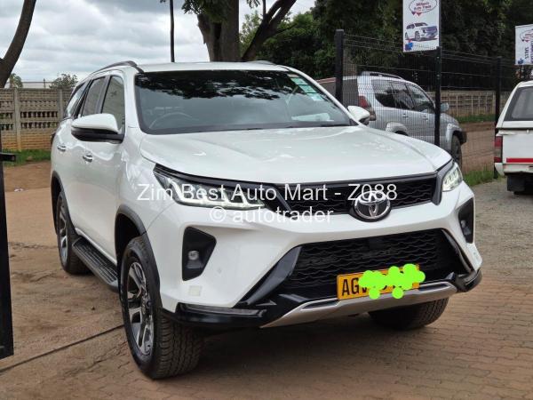 2024 - Toyota  Fortuner