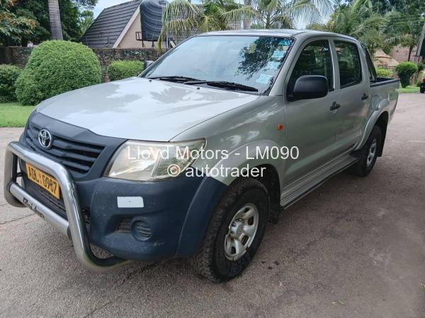 2012 - Toyota  Hilux