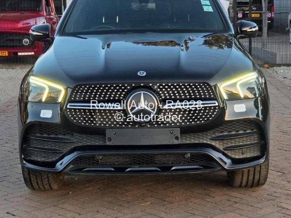 2022 - Mercedes Benz GLE