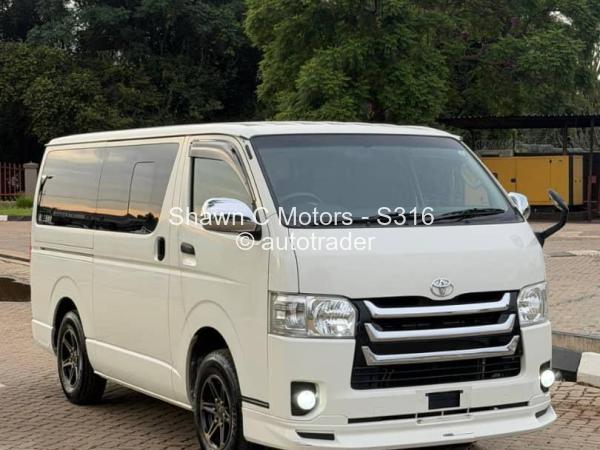 2018 - Toyota  Hiace
