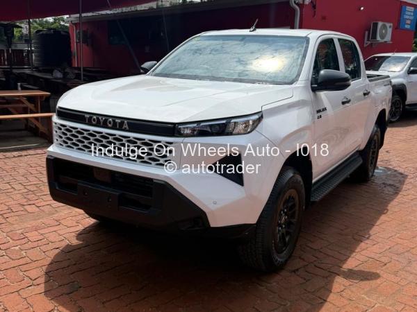 2025 - Toyota  Hilux