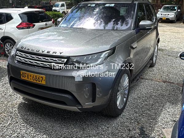 2017 - Land-Rover  Discovery 5