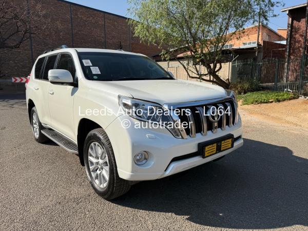 2017 - Toyota  PRADO VXL