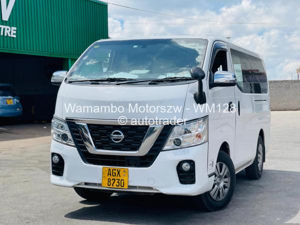 2015 - Nissan  NV350
