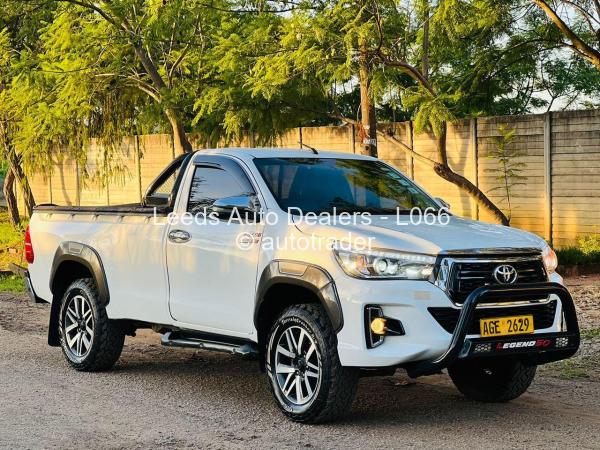 2019 - Toyota  HILUX GD6