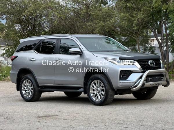 2021 - Toyota  Fortuner