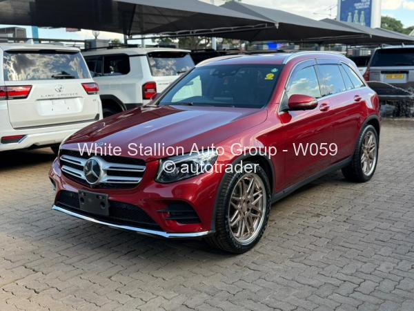 2017 - Mercedes Benz GLC