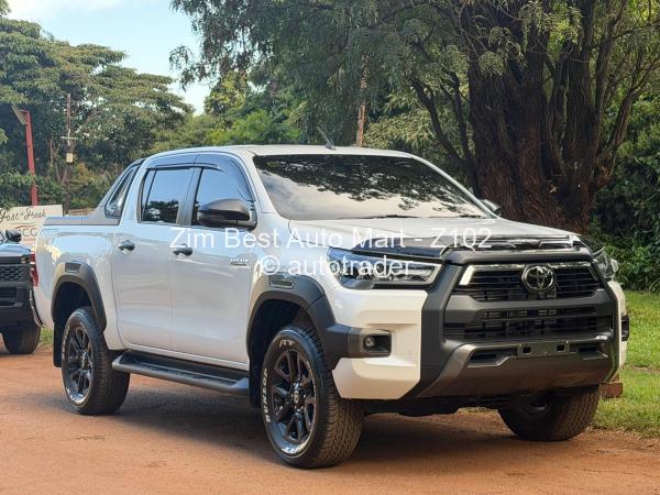 2025 - Toyota  HILUX GD6