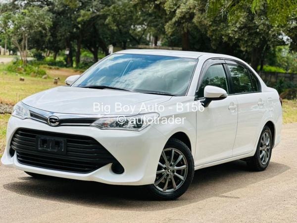 2016 - Toyota  Axio