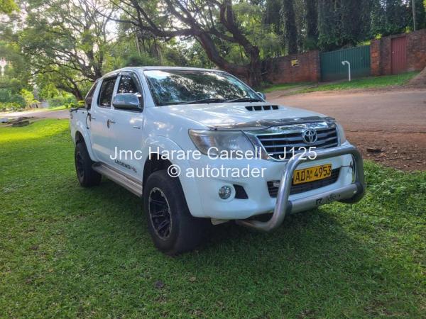 2013 - Toyota  Hilux D4D