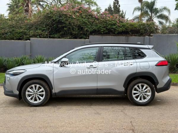 2023 - Toyota  Corolla Cross