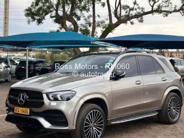 2021 - Mercedes Benz GLE