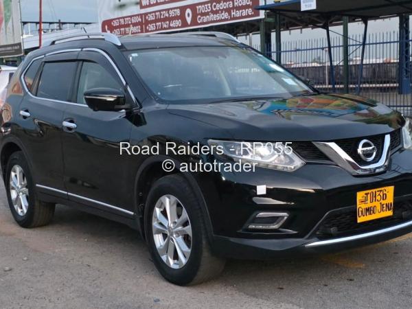 2016 - Nissan  X-Trail