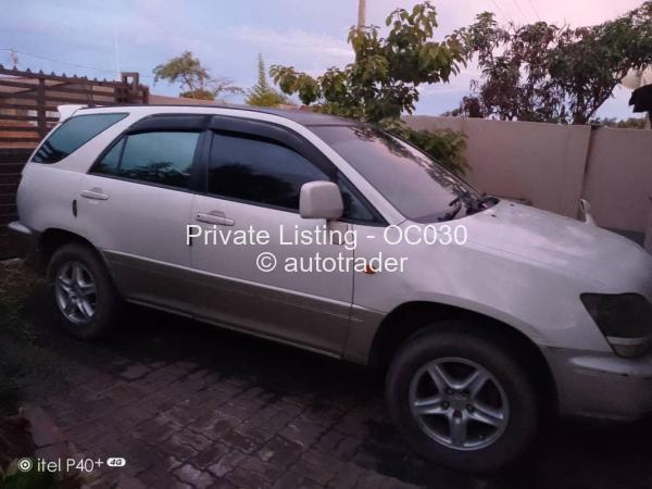 2004 - Toyota  Harrier