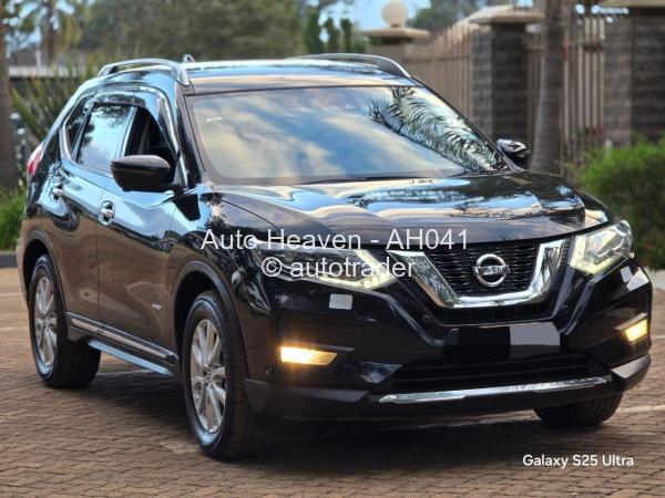 2018 - Nissan  X-Trail