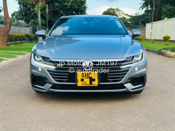 2017 - Volkswagen  Arteon