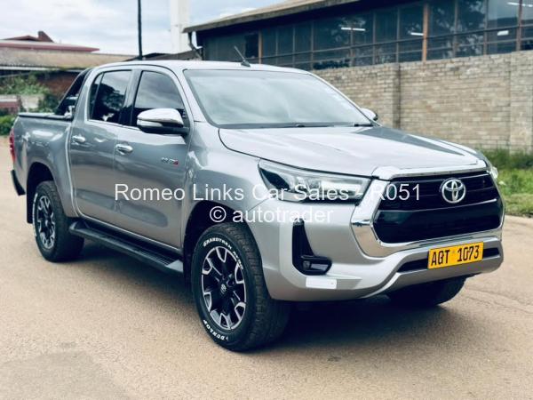 2020 - Toyota  HILUX GD6